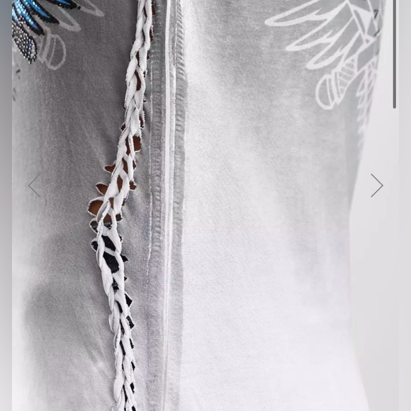 Affliction Black Label Tribal Fire Women’s Grey & White T-Shirt Size Small - Picture 3 of 14